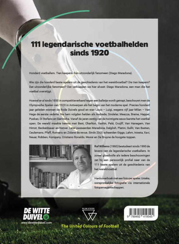 Achterkant van 111 legendarische voetbalhelden sinds 1920