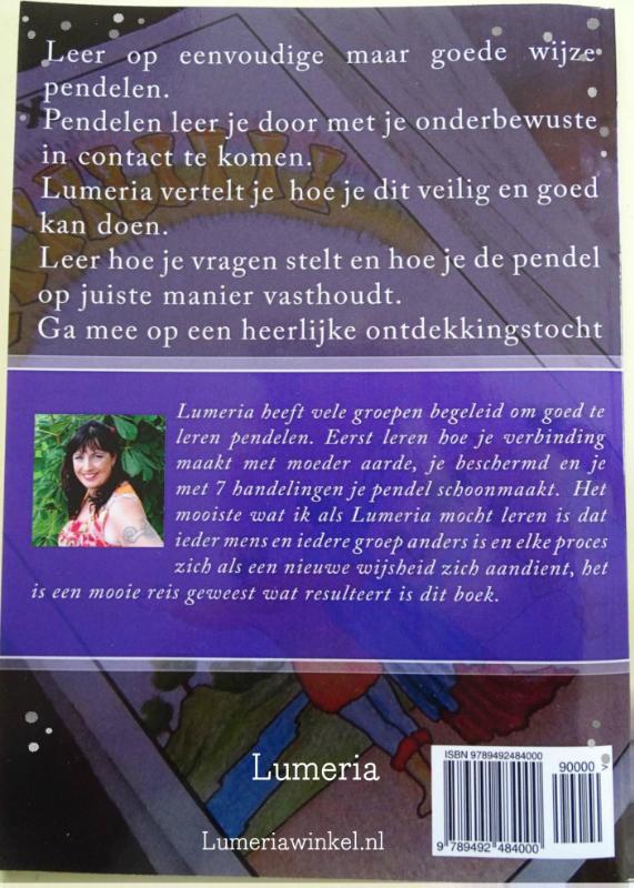 Achterkant van Lumeria's pendelwijsheid