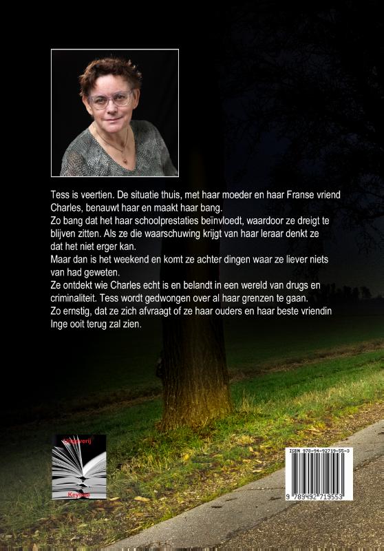 Achterkant van Tess