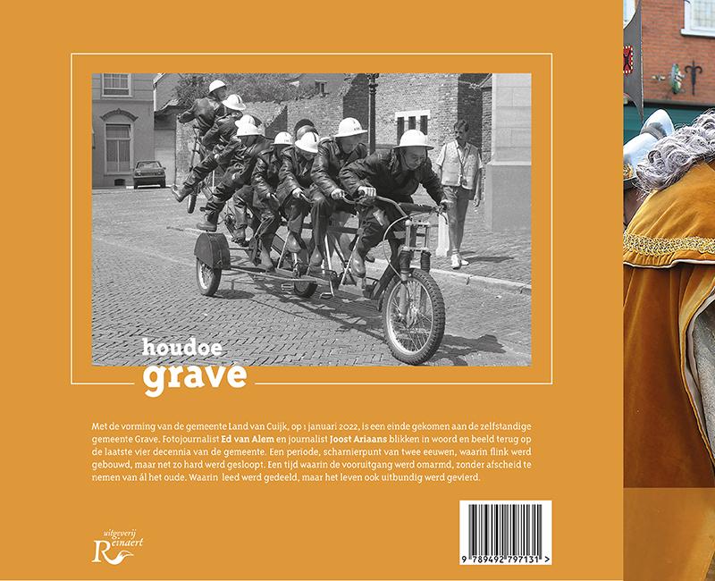 Achterkant van Houdoe Grave