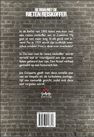 Achterkant van De man met de rieten reiskoffer
