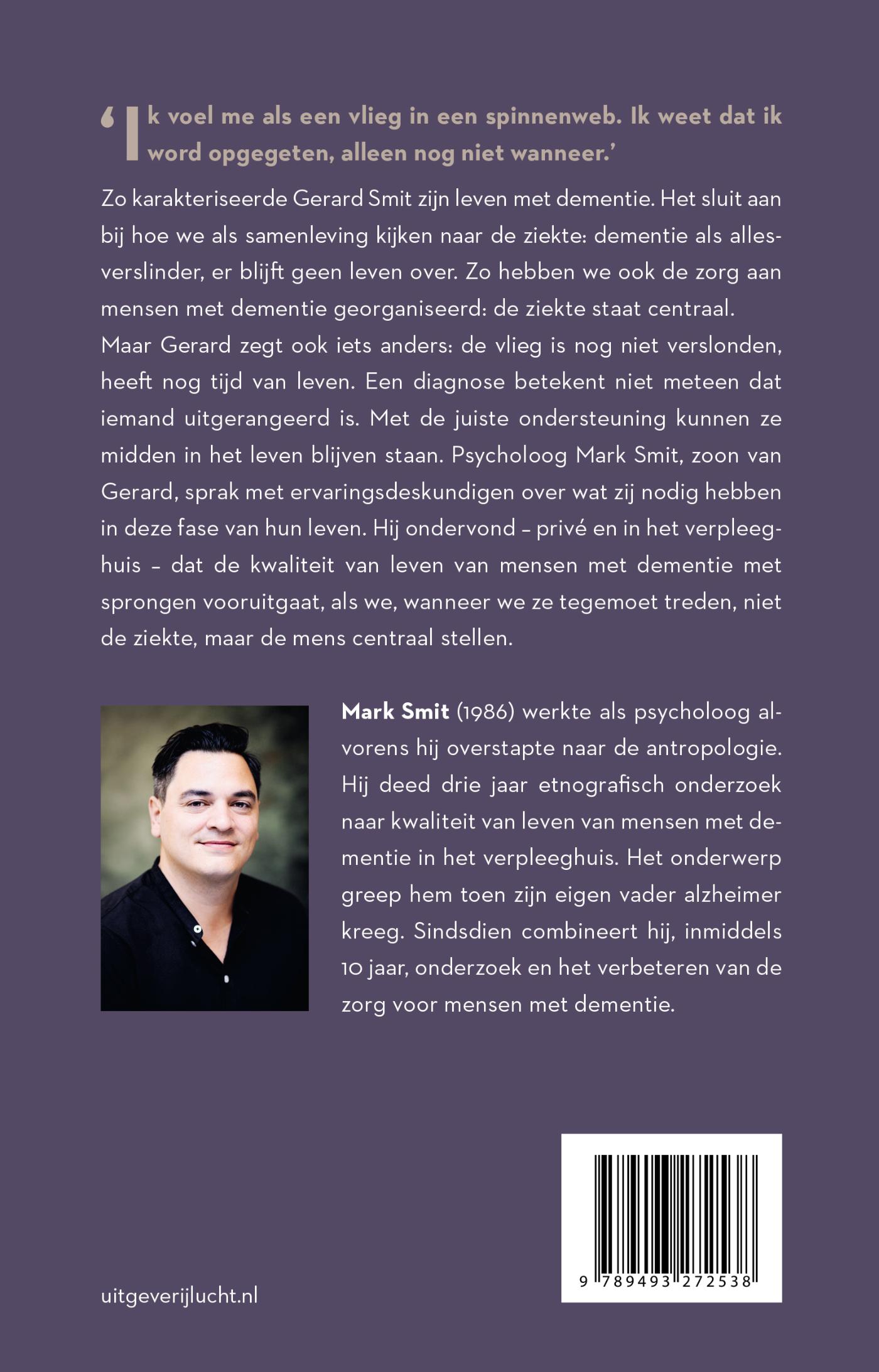 Achterkant van Als een vlieg in een spinnenweb