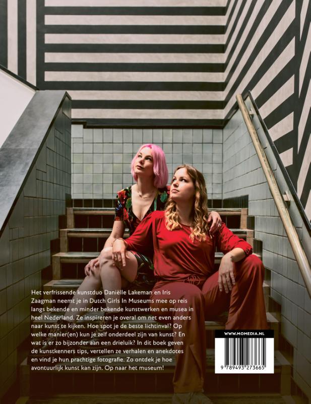 Achterkant van Dutch Girls In Museums