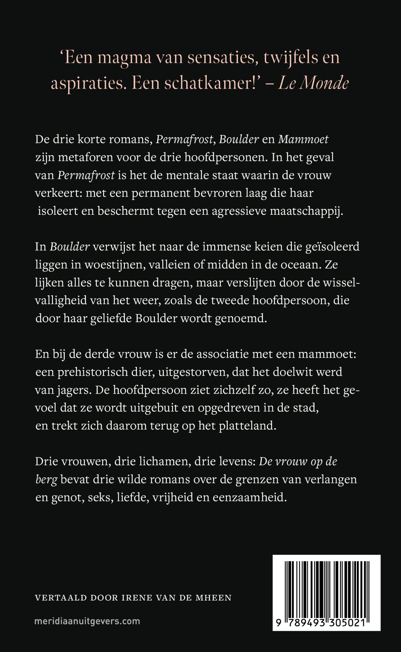 Achterkant van De vrouw op de berg