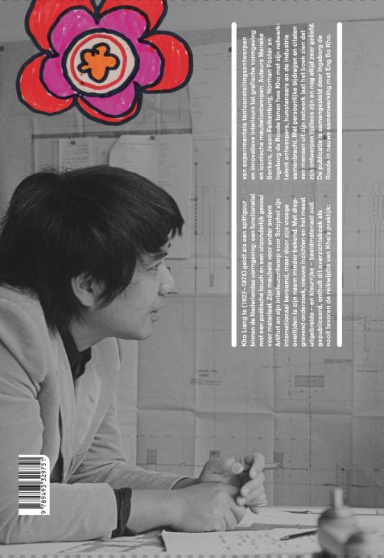 Achterkant van Kho Liang Ie ontwerper + interieurarchitect + netwerker