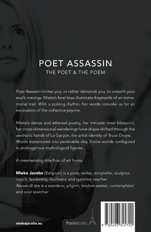 Achterkant van Poet Assassin