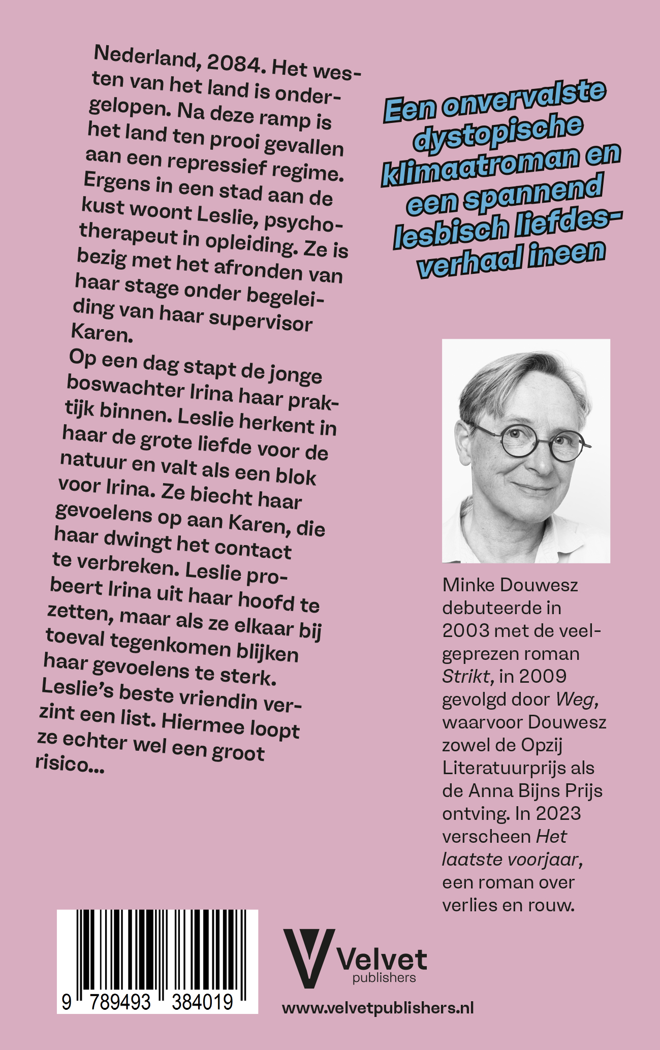 Achterkant van Zij kwam voor hulp