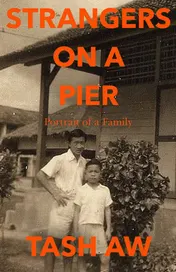 Omslag van Strangers on a Pier Portrait of a Family