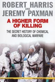 Omslag van A Higher Form of Killing The Secret History of Gas and Germ Warfare