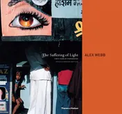 Omslag van The Suffering of Light Thirty Years of Photographs
