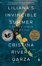 Omslag van Liliana's Invincible Summer (Pulitzer Prize winner) A Sister's Search for Justice