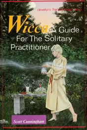 Omslag van Wicca A Guide for the Solitary Practitioner