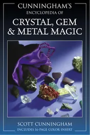 Omslag van Cunningham's Encyclopedia of Crystal, Gem & Metal Magic