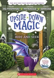 Omslag van Hide and Seek (Upside-Down Magic #7) Volume 7