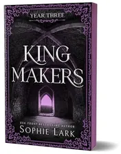 Omslag van Kingmakers: Year Three (Deluxe Edition)