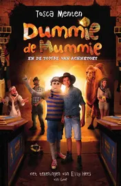 Omslag van Dummie de mummie en de tombe van Achnetoet
