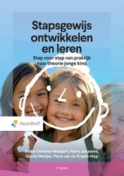 Omslag van Stapsgewijs ontwikkelen en leren
