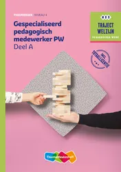 Omslag van Traject Combipakket Gespecialiseerd pedagogisch medewerker PW niveau 4 boek en totaallicentie 1 jaar