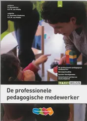 Omslag van De professionele pedagogisch werker
