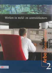 Omslag van Werken in meld- en controlekamers
