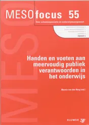 Omslag van Handen en voeten aan meervoudig publiek verantwoorden in het onderwijs