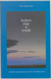 Omslag van Iedere stap is vrede