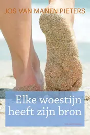 Omslag van Elke woestijn heeft zijn bron