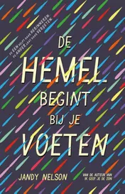 Omslag van De hemel begint bij je voeten