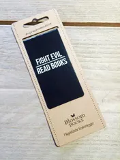 Omslag van Fight evil, read books. Blossom boekenlegger set 8 stuks