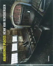 Omslag van Abandoned places