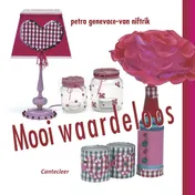 Omslag van Mooi waardeloos