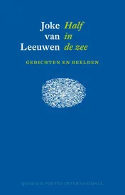 Omslag van Half in de zee