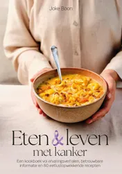 Omslag van Eten en leven met kanker