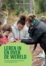 Omslag van Leren in en over de wereld