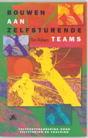 Omslag van Bouwen aan zelfsturende teams