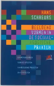 Omslag van Beeldend vormen in de sociaal agogische praktijk
