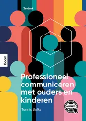 Omslag van Professioneel communiceren met ouders en kinderen