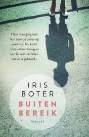 Omslag van Buiten bereik