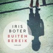 Omslag van Buiten bereik