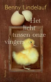 Omslag van Het licht tussen onze vingers