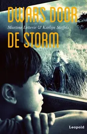 Omslag van Dwars door de storm