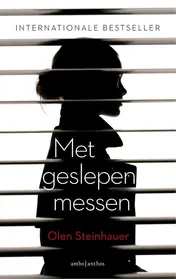 Omslag van Met geslepen messen