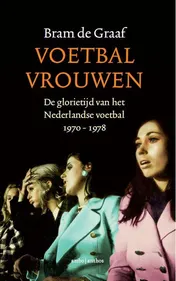 Omslag van Voetbalvrouwen