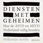 Omslag van Diensten met geheimen