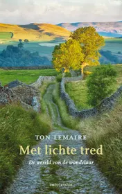 Omslag van Met lichte tred