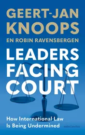 Omslag van Leaders Facing Court