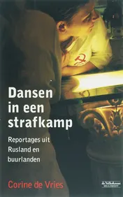 Omslag van Dansen in een strafkamp