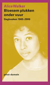 Omslag van Bloesem plukken onder vuur