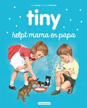 Omslag van Tiny helpt mama en papa