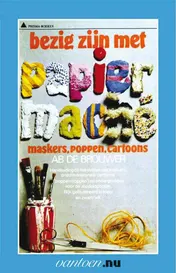 Omslag van Bezig zijn met papier maché